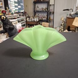 Fenton Jadeite Green Glass Fan Vase With Ribbed Melon Design Vintage 1930's & Highly Collectible 8.5"W X 5"H