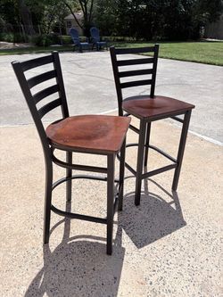 2 Ladder Back Metal Restaurant Barstoo