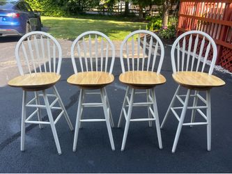 4 Counter or Bar Chairs