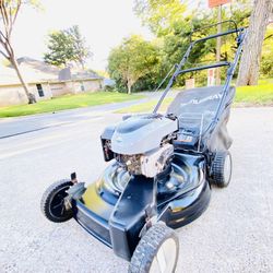 Murray 22” / 6.25HP Self Propelled Lawn Mower With Bag 
