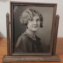 Baker Art Gallery 20s Swing Art Deco Frame 11.5 Inches