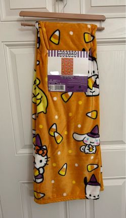Hello Kitty and Friends Orange Halloween Blanket