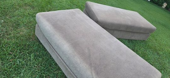 Seat Cushions /FREE