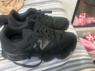 New balance shoes size 5 40$