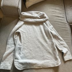 Tommy Hilfiger sweater