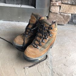 Hiking Boots Youth Size 4