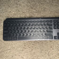 Logitech Keyboard 