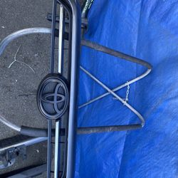 Toyota 4Runner Sub Assembly Grille 2020,2021,2022