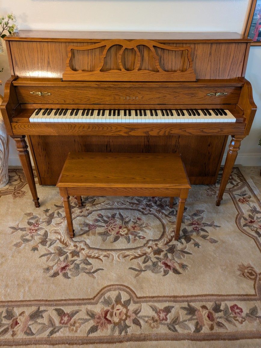 Yamaha M500M Designer Upright Piano