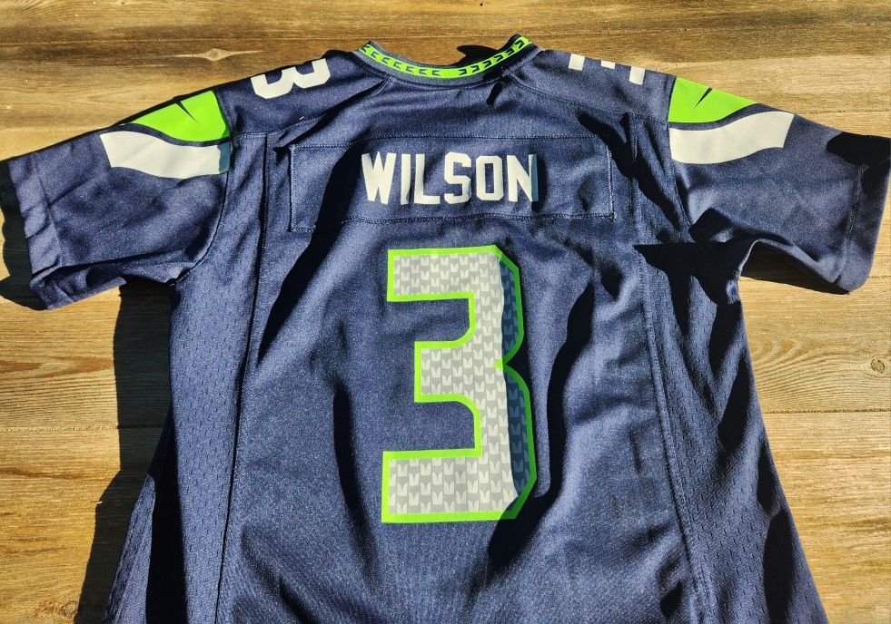 Youth NFL Jersey Seattle Seahawks Russell Wilson for Sale in Boise, ID -  OfferUp