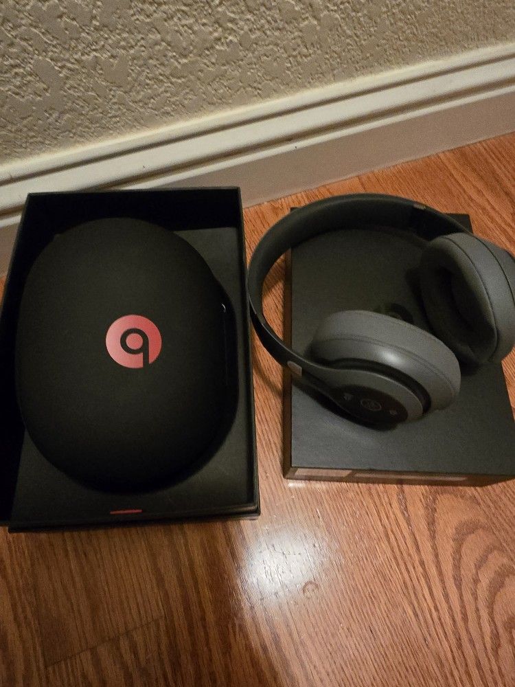 Dre Beats Studio