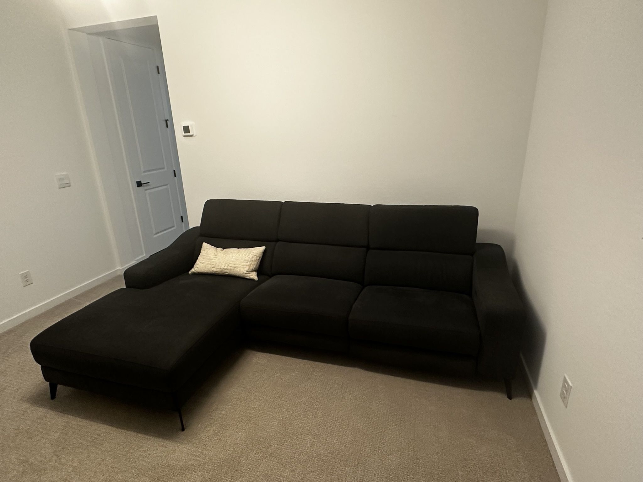 Power reclining Couch Dark grey