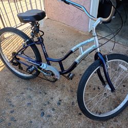 Schwinn Beach Cruiser 7 Speeds
