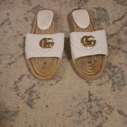 GUCCI flip Flop Comfy & Durable, Fit A 6 To A 7.5 well