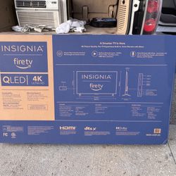 Insignia 55’’ 4K QLED TV