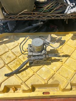 2009-2014 Nissan cube abs unit