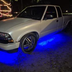 2000 Chevrolet S-10
