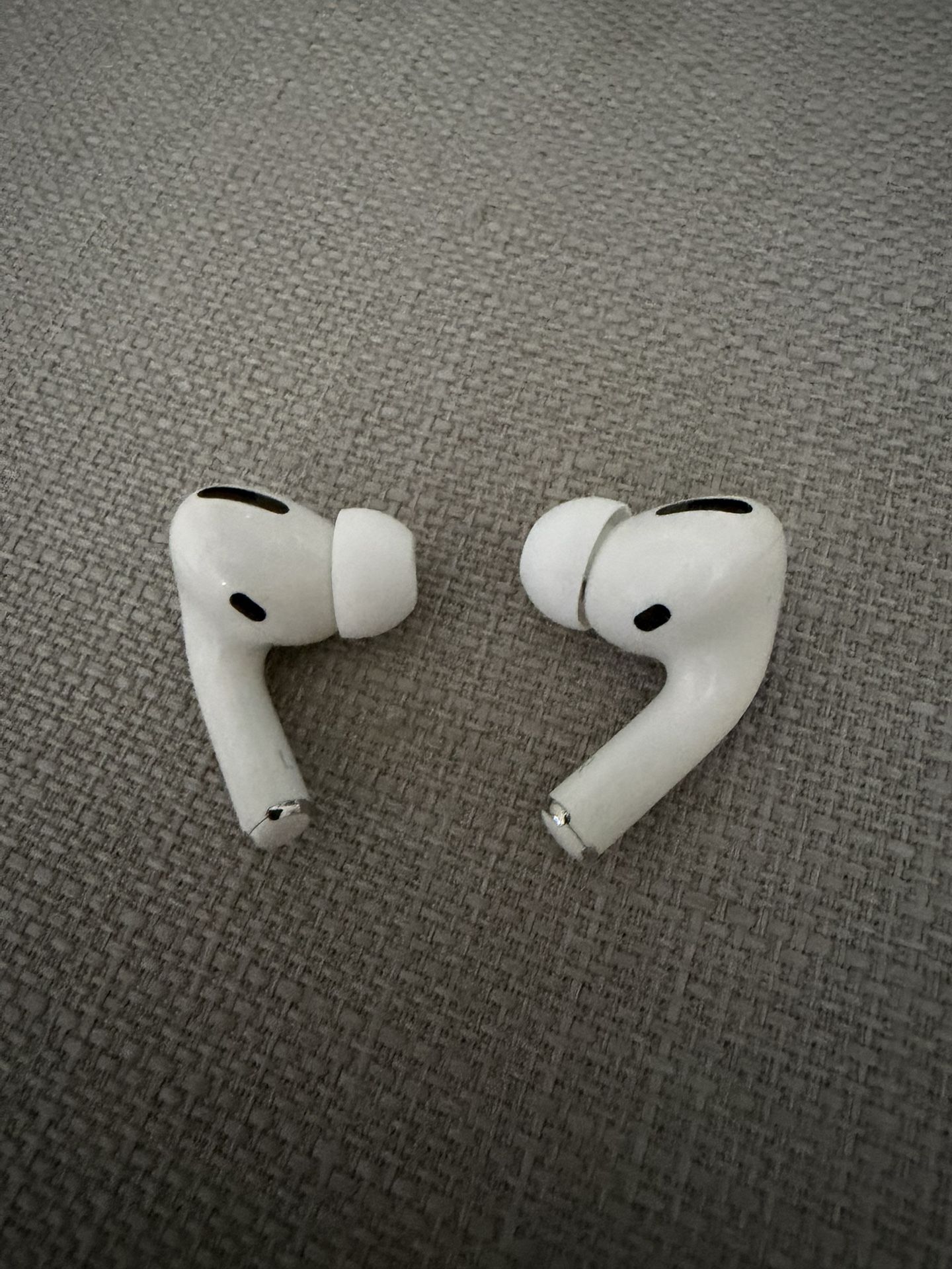 AirPods Pro 1 (no Case )