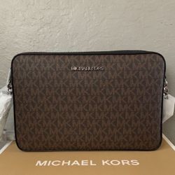 Michael Kors Crossbody Purse