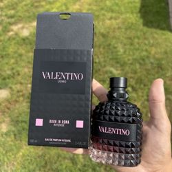Valentino Born In Roma Intense🌺