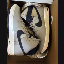 Women’s Nike Air Force Size 12 New 