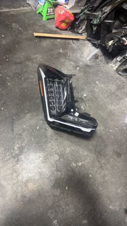 2025 2026 Kia ev 9 passenger side headlight