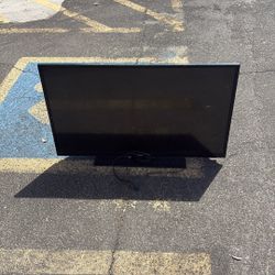 Black Sanyo Tv