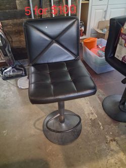 Bar chairs adjustable
