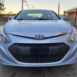 2012 Hyundai sonata hybrid