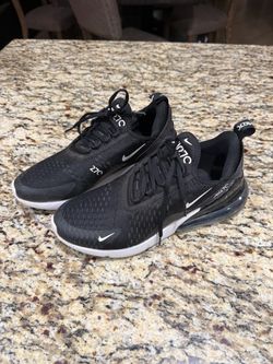 Women’s Air Max 270 size 10
