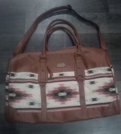 Ripcurl western design duffle bag
Calle Monterey 166