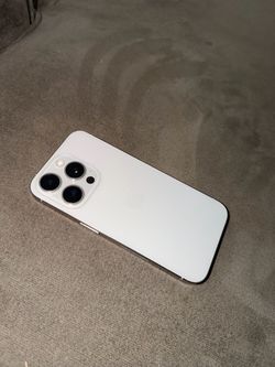iPhone 15 Pro 128gb AT&T