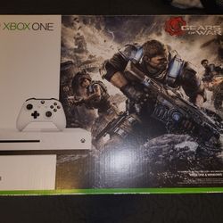 Xbox One 1tb With 8 games $220