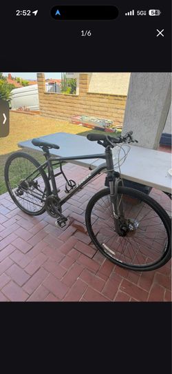 Trek Dual Sport 8.3 DS Hybrid Bike Hydraulic Disc Excellent Condition