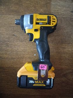 DeWalt DCF 885 Impact Driver With Battery
