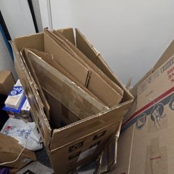 Large and Medium Empty Moving Boxes Free
