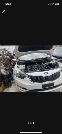 Kia Forte Motors/ Part Outs 