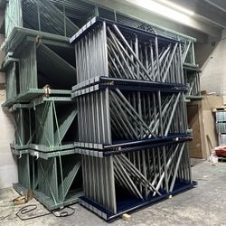 Uprights Pallet Racks Beams Wire Decks Forklifts Warehouse Racking 