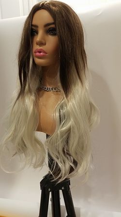 Long White Wavy Wig