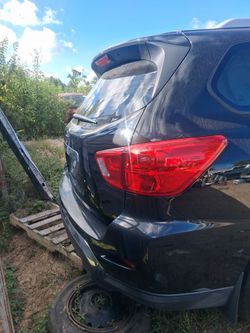 2017 Nissan Pathfinder Parts