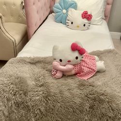 Rooms to go pink tuffed twin bed Cama Ninos kids Nina girls   