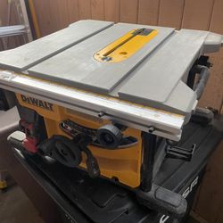 Dewalt Table Saw 8 1/4