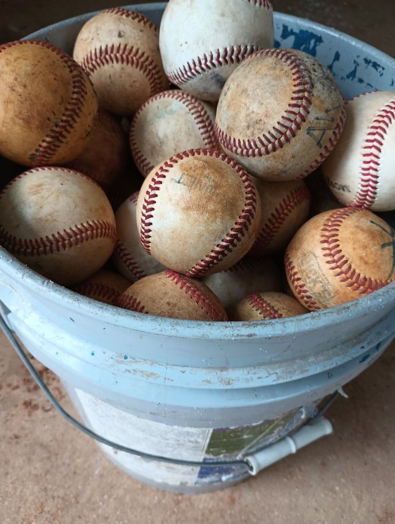 100 Major League Used Good Baseballs