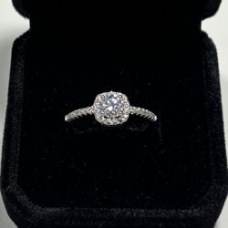 VVS1 Engagement Ring Moissanite 
