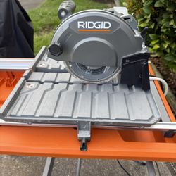 RIDGID 7” WET TILE SAW WITH STAND - $225 (USED, EXCELLENT CONDITION)
