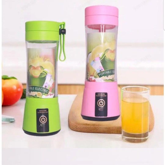 Portable Juicer Blender Cup USB Rechargeable Mixer Smoothies Mini Fruit  Machine for Sale in Laredo, TX - OfferUp