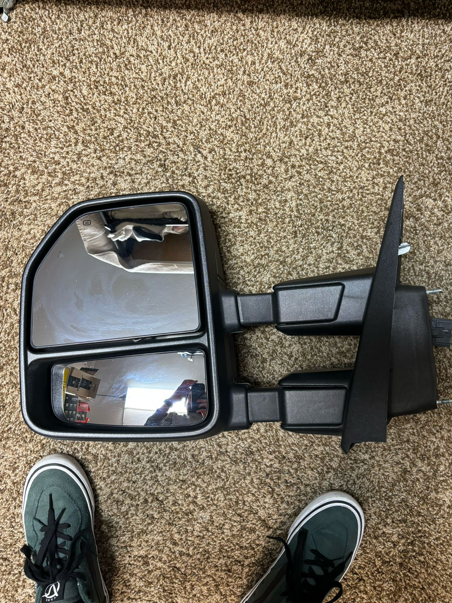 17-22 F250 Towing Mirror Driver side