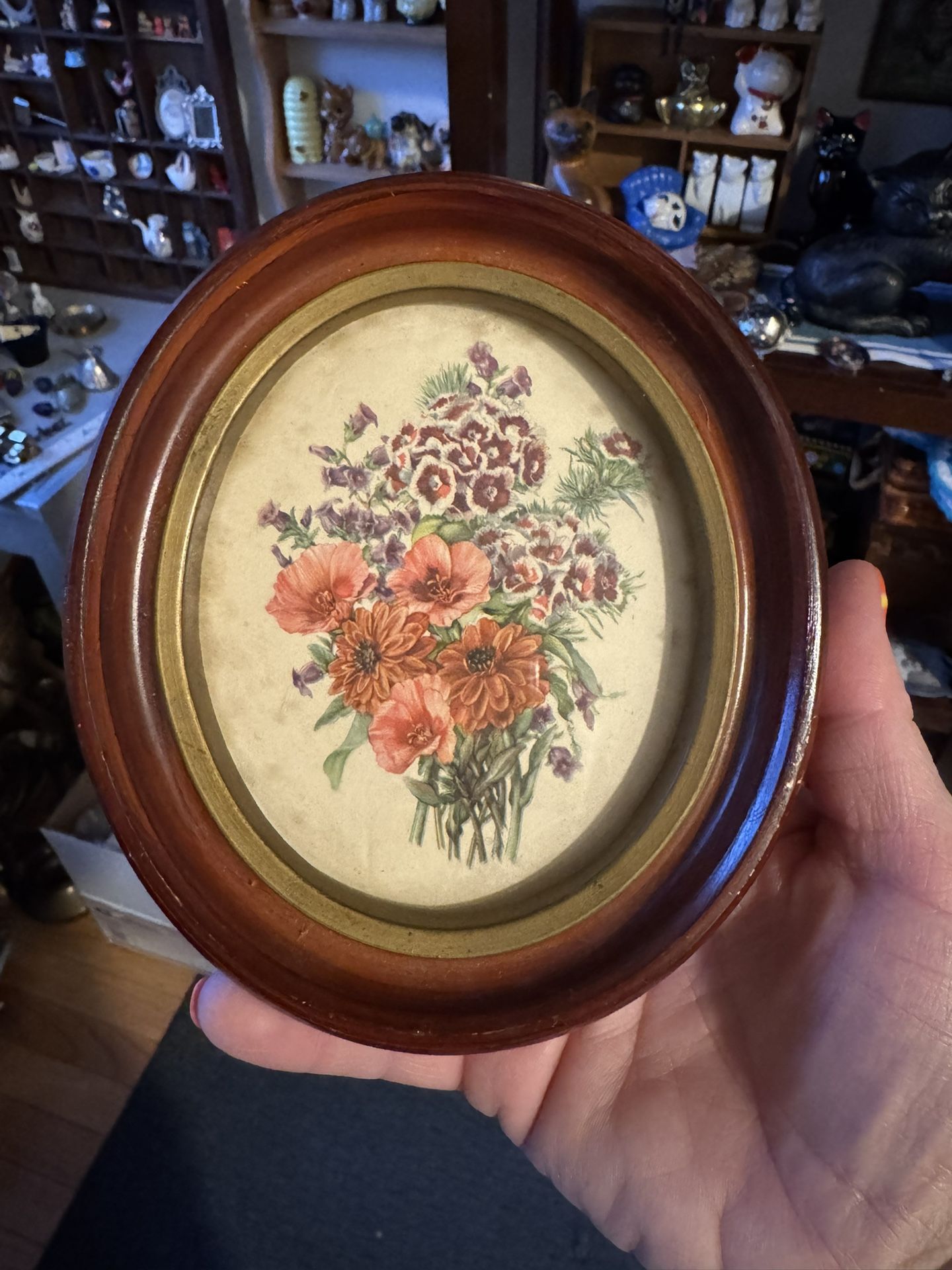 Vtg Small Oval Floral Print