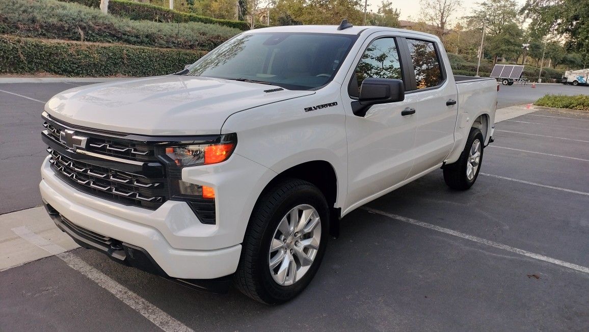 2025 Chevrolet Silverado