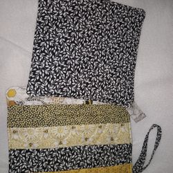 Hand Made Pot Holders With Cute Bee Design 